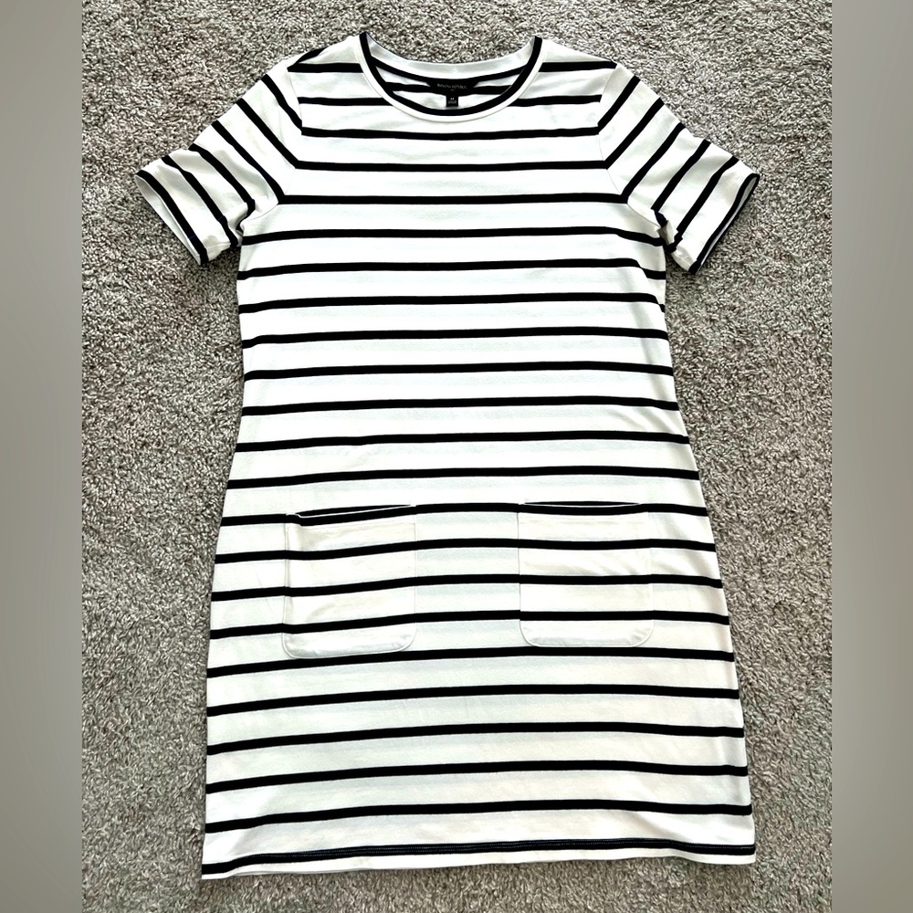 Cream and navy striped Banana Republic dress